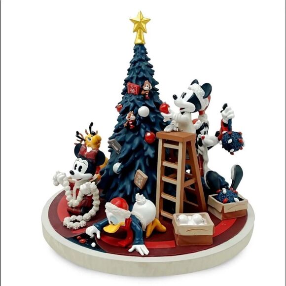 Disney Parks Mickey and Friends Holiday Tree Musical Figure NWT - Picture 1 of 4
